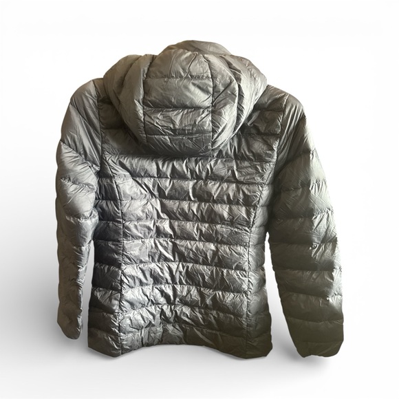 32 Degrees Heat Size Medium Women’s Gray Puffer Jacket with Hood Winter Coat - Picture 2 of 5